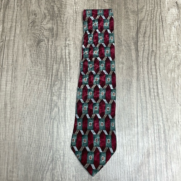 417 by Van Heusen Red blue green Silk neck tie - Picture 1 of 6